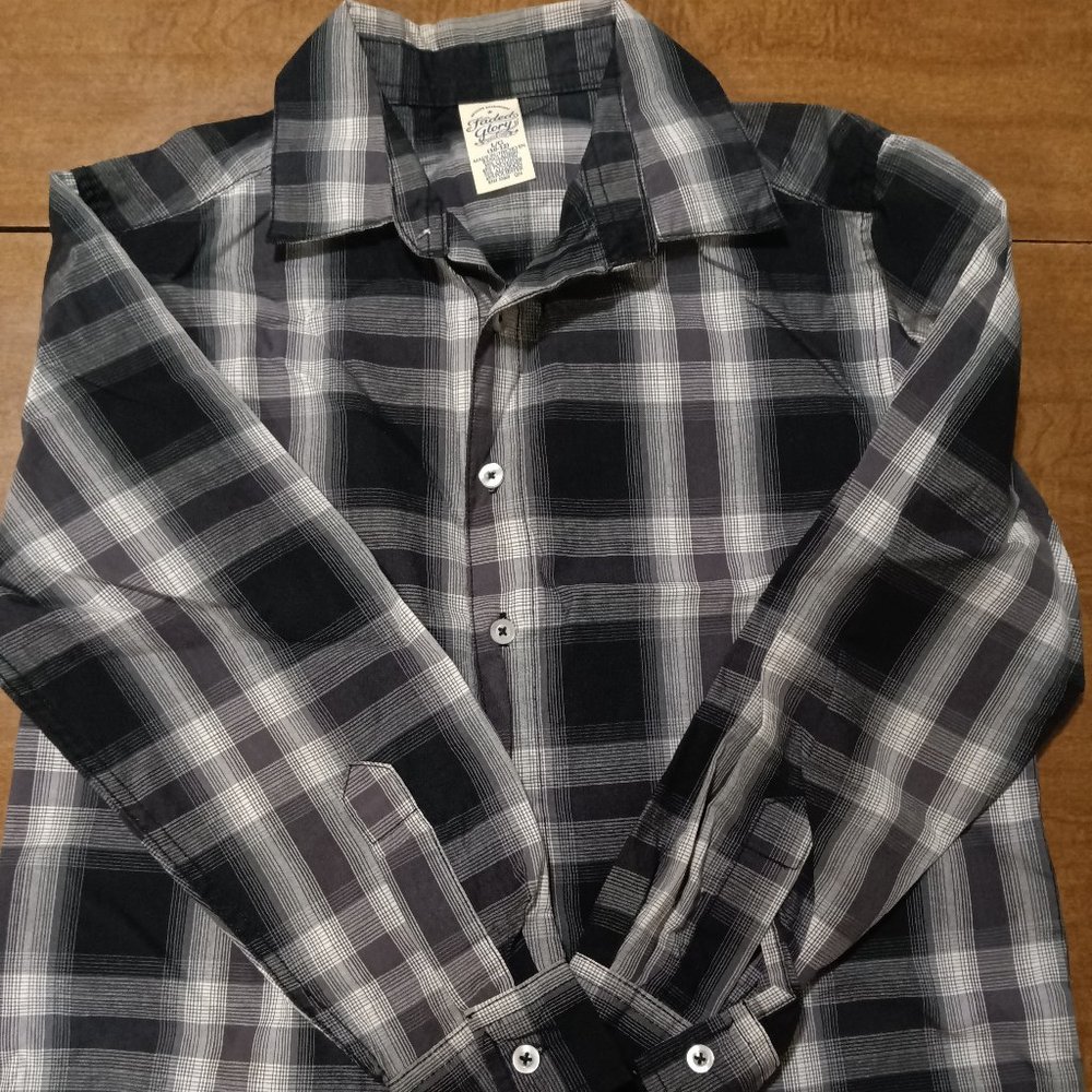Faded Glory Plaid Button Up Shirt